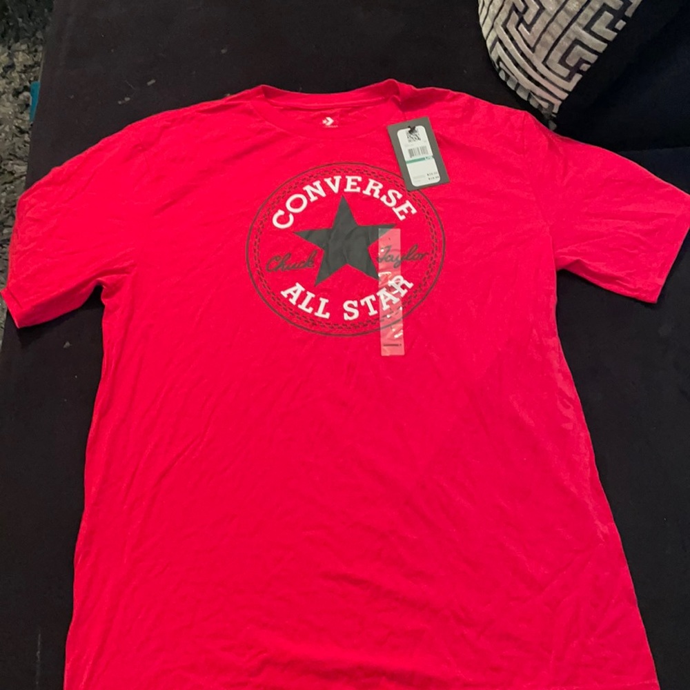 Converse red T-shirt. Size Large